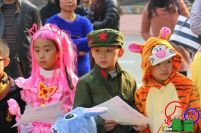 广西小学举办读书活动 扮演书中最喜爱角色